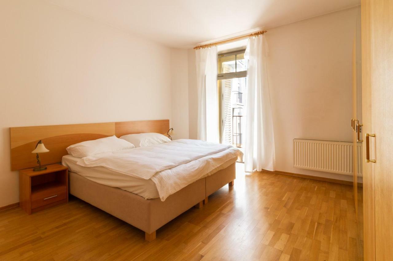 Zahrebska 4* Prag