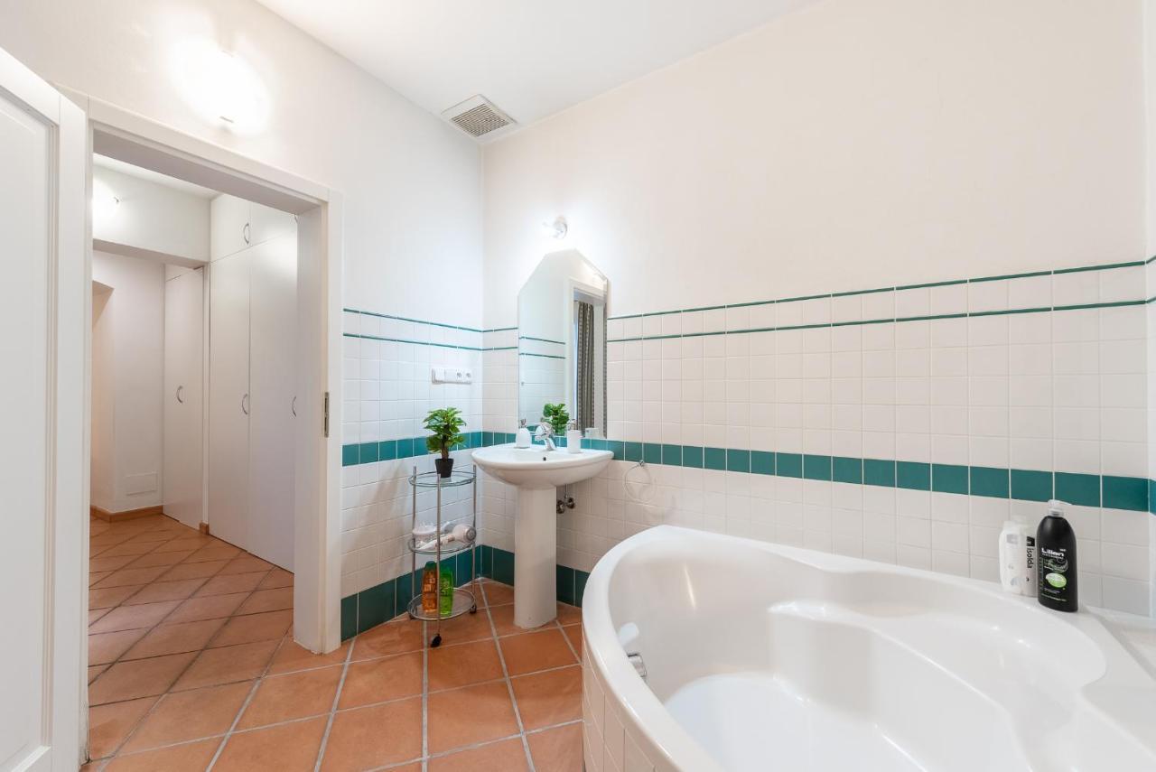 Apartment Unique Experience - Charles Bridge *