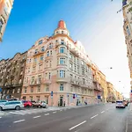 Design Studio Andel, All Historical Sights Walkable
