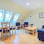 B.O.B. Apartment