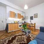 Tynska Ulicka Apartment