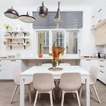 Wonderful Apartment Next To The Jerusalem Synagogue