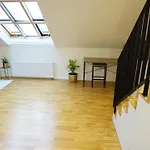 Rooftop Apartment No 22 - Center Art District Letna