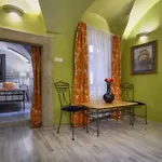 Black Star Suites