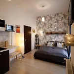 Cosy Studio, 15Min To Old Centre, Self-Check In, Free Wifi, Welcome Drink!