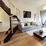 Cozy Rooftop With Balcony