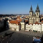 Apartment Near The Old Town Square
