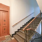 Kubelikova 32 Residence