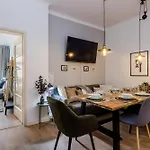 Apt In Prague Charles Bridge 1Km By Michal&Friends