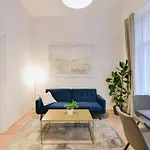 Klimentska 52 Residence
