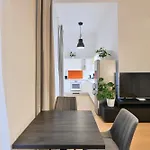 Klimentska 52 Residence