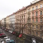 Manesova Astra Apartment