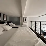 Contemporary Jindrisska Apartment