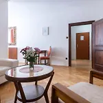 Historic Spirit At Studio Under The Prague Castle