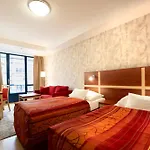 Ea Hotel Julis