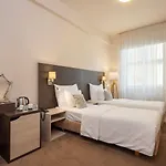 Pytloun Kampa Garden Hotel Prague