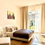 Maria Apartments - Free Parking