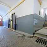 Rose Apartment
