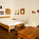 Pod Slovany 8 Apartment