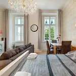Mikulasska - Old Town Square View Residence