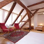 The Green Garland Pension