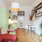 Victoria Design Stays - Apartment Slavojova