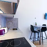 Bouquet Apartments