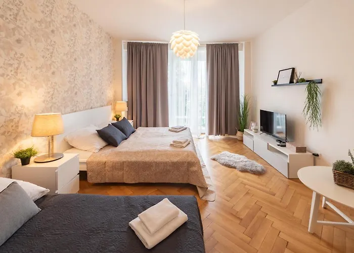 Luxury Apartment In Prime Location