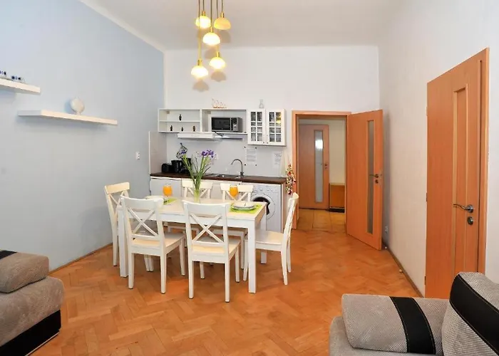 Condo Vinohrady II