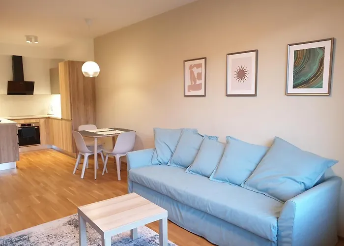 Costas Apartments