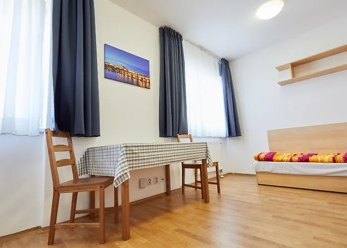 University Hotel
