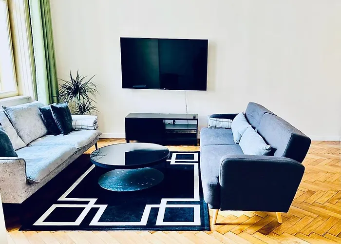 Central Square Prague Apartment