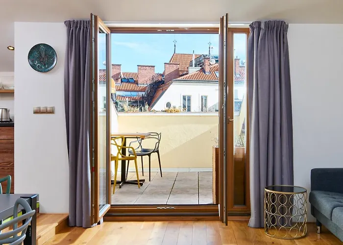 Mordecai 12 Apartments By Adrez