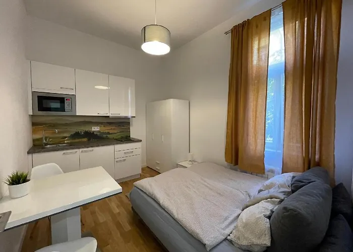 Washingtonova Apartment 3