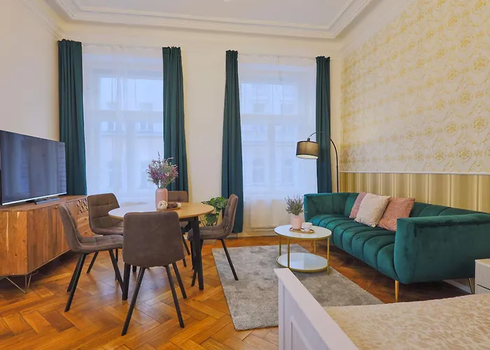 National Theatre Elegance Residence