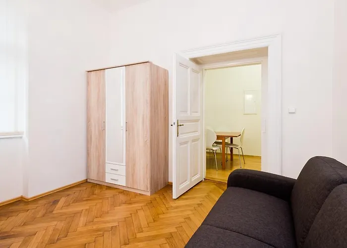 Modern apartment Ve Smeckach 7