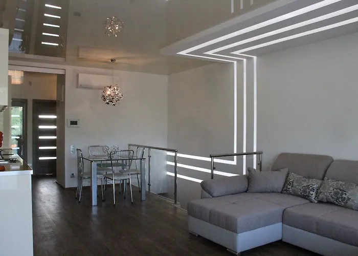 Valentine Apartment