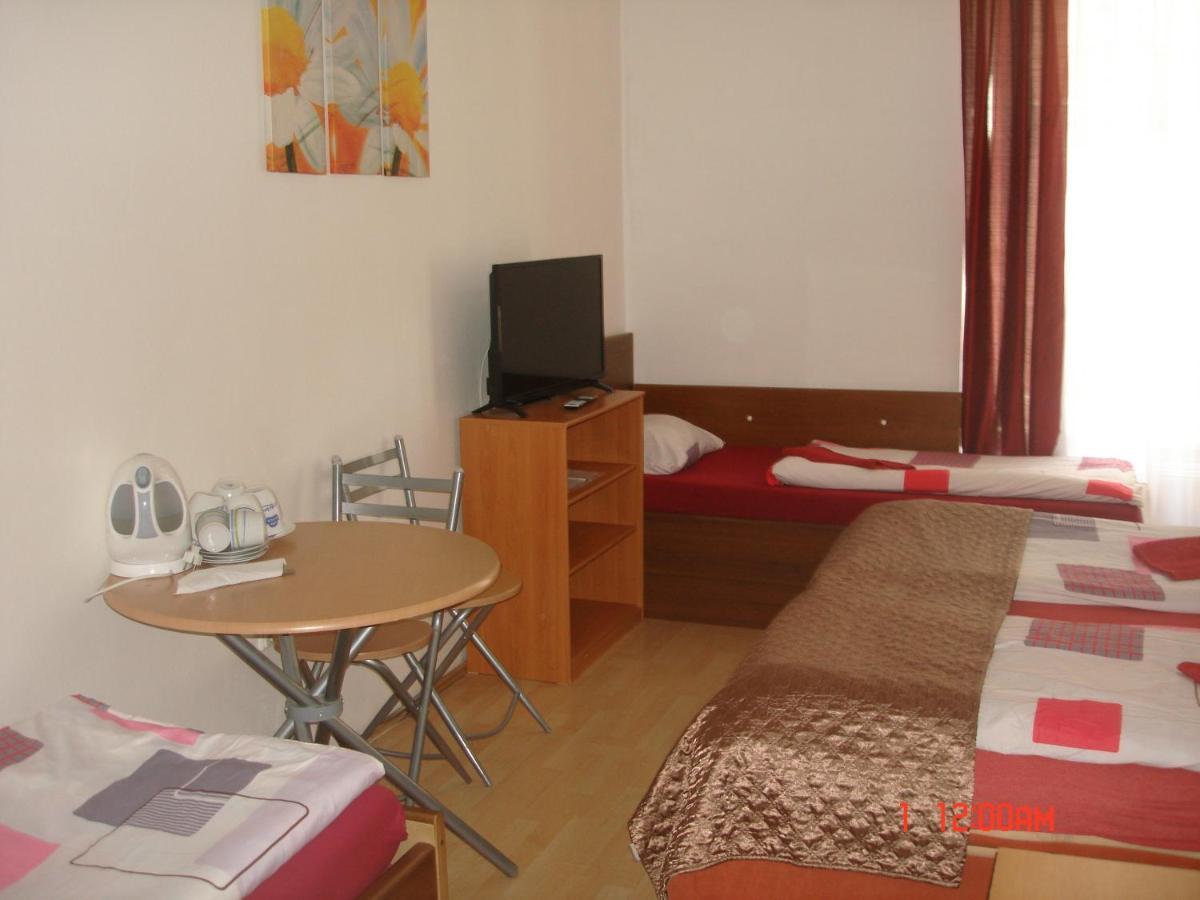 Pensionat Easy Journey Prag