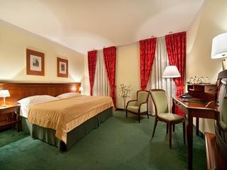 Ea Jeleni Dvur Castle Hotell
