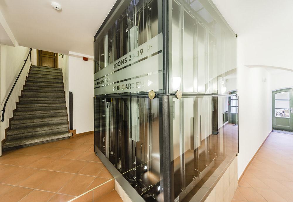 Archibald At The Charles Bridge Hotel 4*