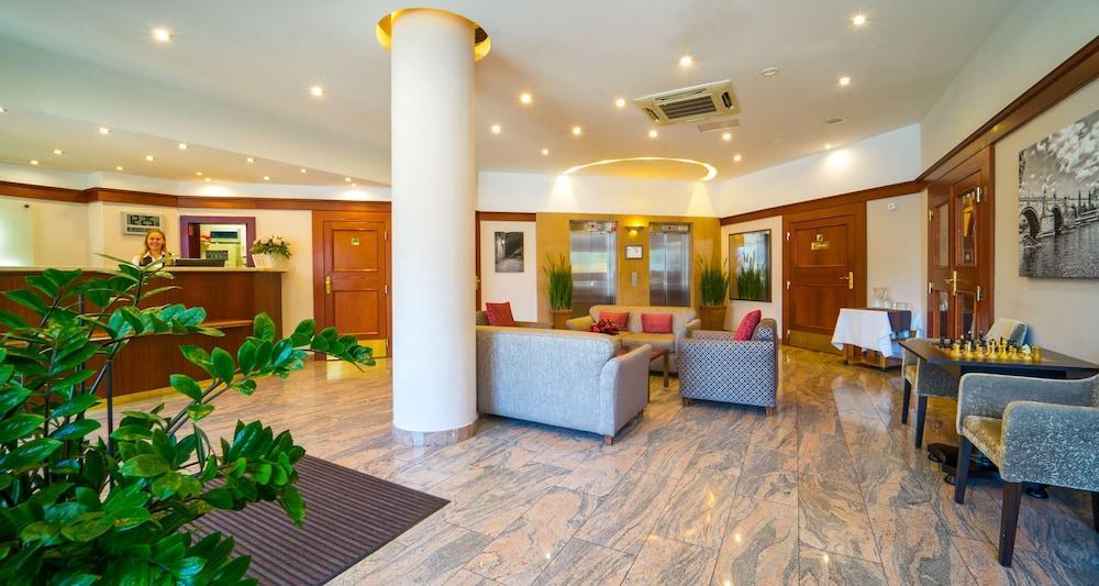 Hotel Plaza Prague - Czech Inn Hotels - Czech Leading Hotels Prague
