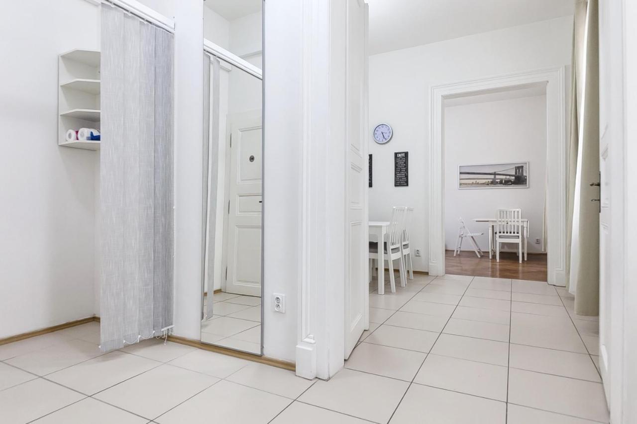 Wenceslas Aparthotel