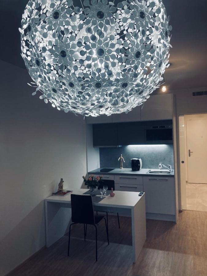 Blanc Harfa Design * Prague
