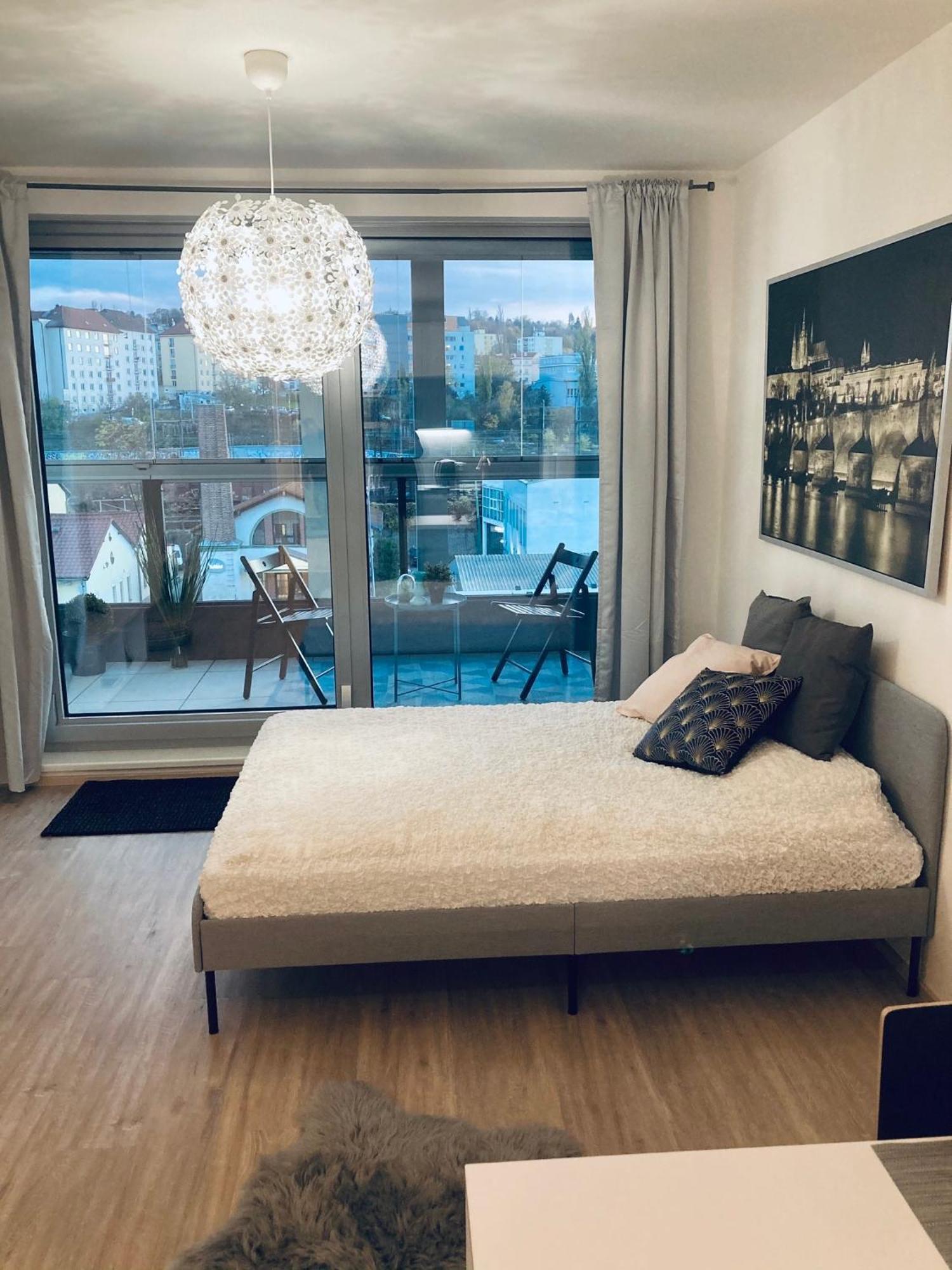 Apartment Blanc Harfa Design *