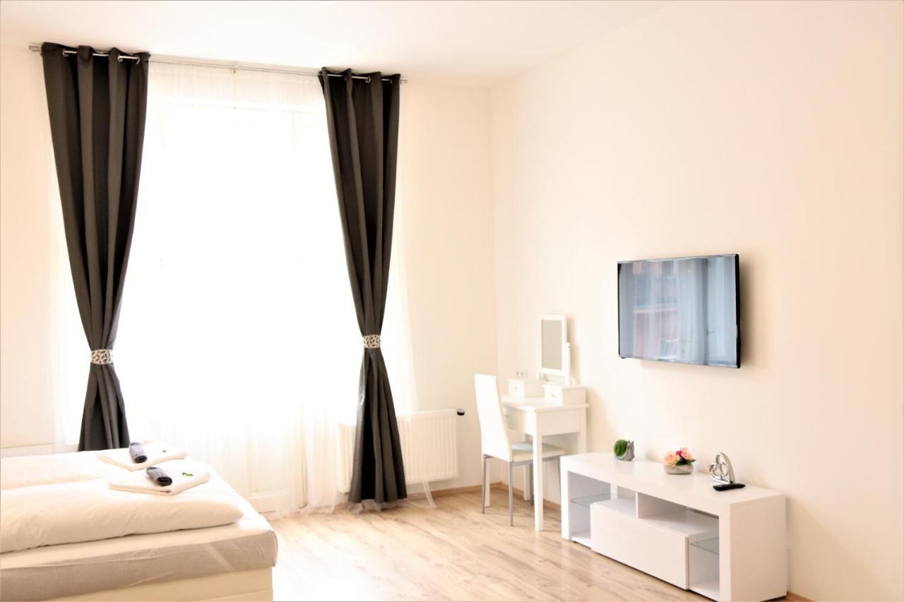 Aparthotel Flowers