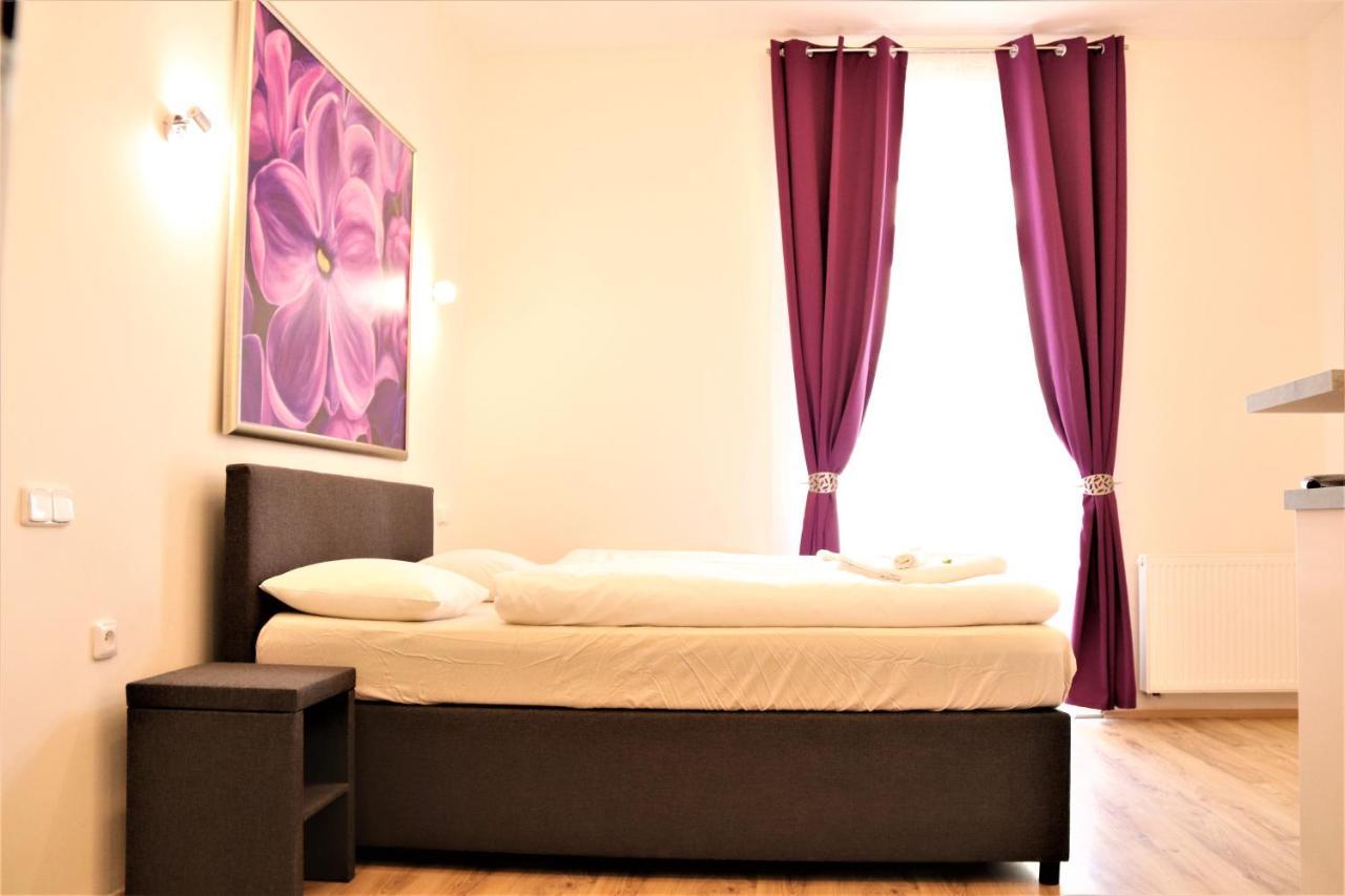 Aparthotel Flowers