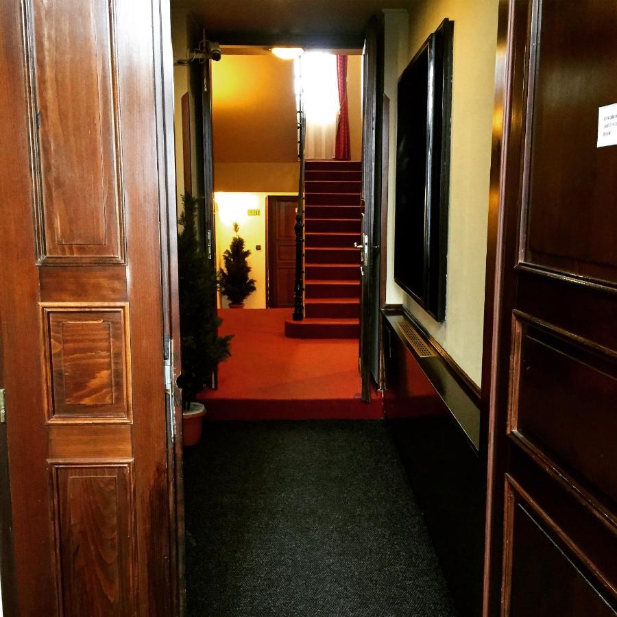 Light Aparthotel