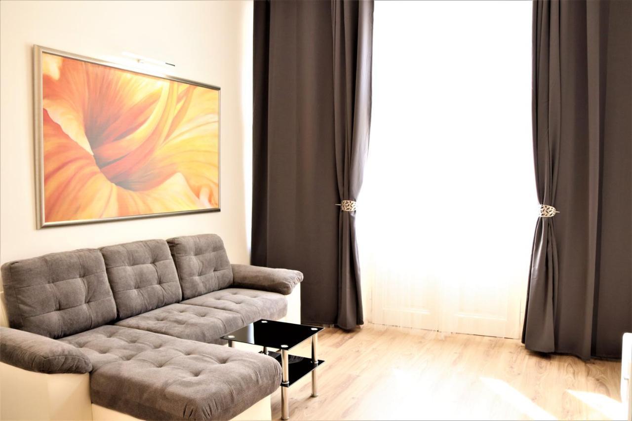 Flowers Aparthotel Prag