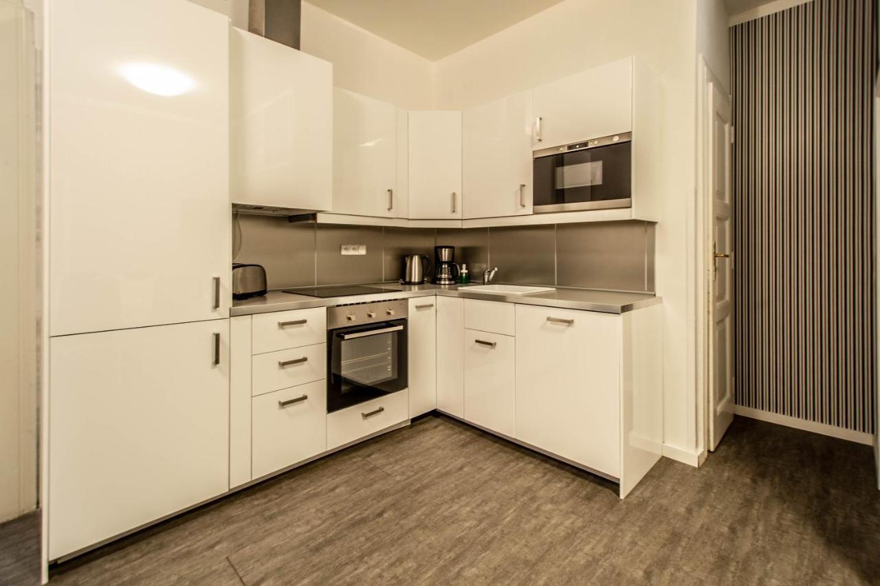 Labyrinth By Ruterra Apartment Prague