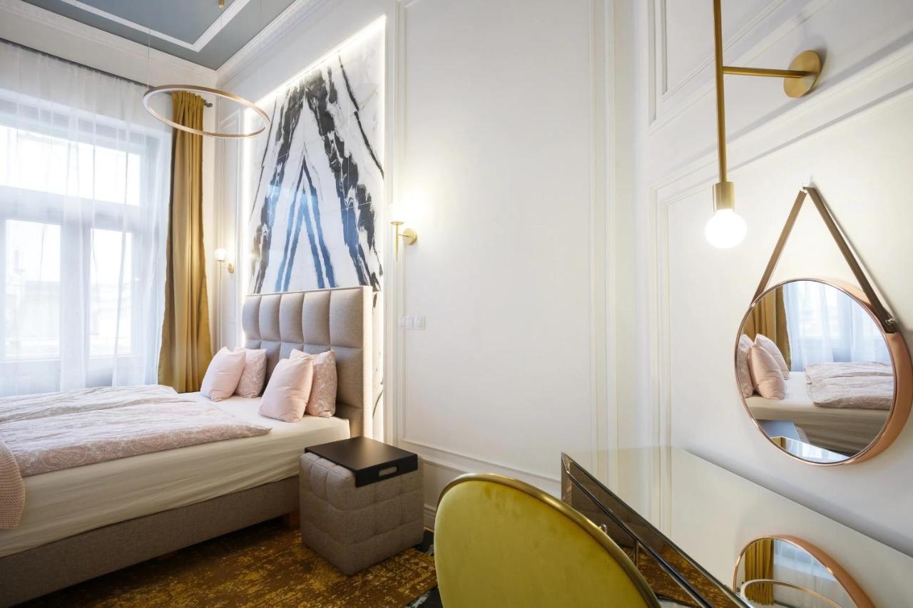 Apartment Palace By Main Station - Premier *